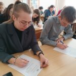Сярэдняя школа №2 г.п.Карэлічы далучылася да напісання рэспубліканскага дыктанта, прымеркаванага да Міжнароднага дня роднай мовы